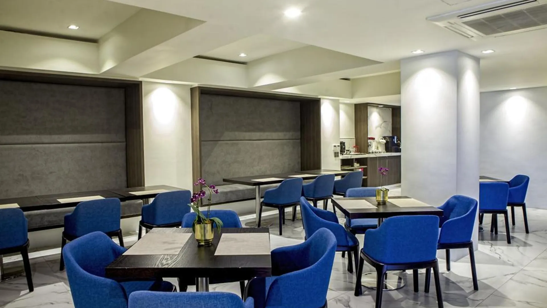 מלון מנילה Ramada Encore By Wyndham Makati