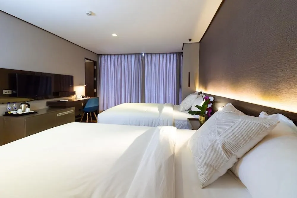 Ramada Encore By Wyndham Makati Makati City 4*,  Philippines