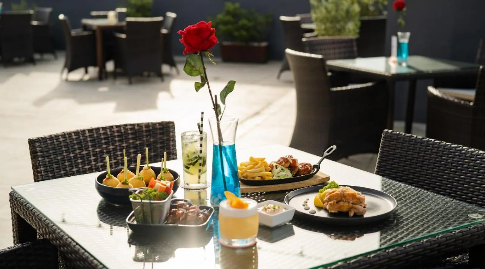Ramada Encore By Wyndham Makati Makati City 4*,  Philippines