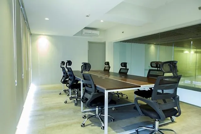 **** Hotel Ramada Encore By Wyndham Makati Makati City Philippinen